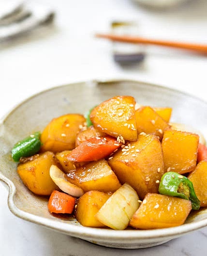 Gamja Jorim (Braised potatoes)