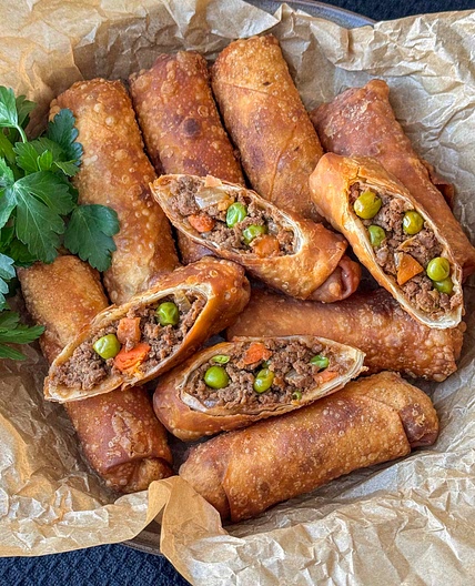 Crispy and Delicious Beef Samosa Rolls 