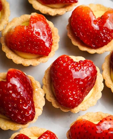 Valentine's Strawberry Tarts (Refined Sugar-Free)