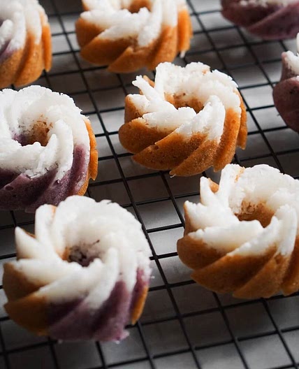 Puteri Ayu (Steamed Coconut Cupcake)