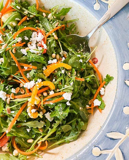 Arugula and Roasted Pepper Salad with Homemade Balsamic Vinaigrette