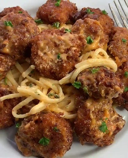 Crispy Boom Boom Shrimp with Spicy Sauce
