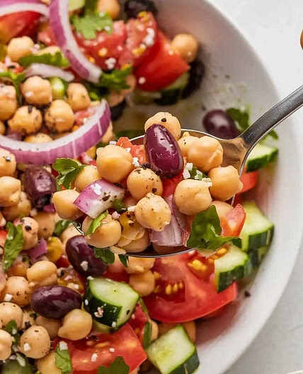 Ensalada de Garbanzos Mediterránea