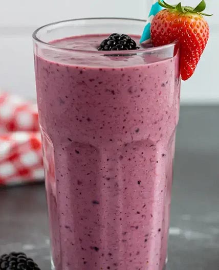 10 Best Smoothies for Energy, Detox, and More