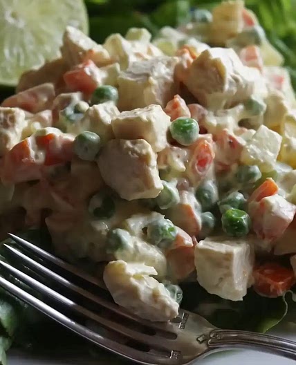 Mexican Ensalada de Pollo