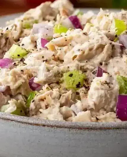 Classic Tuna Salad: A Simple and Satisfying Dish