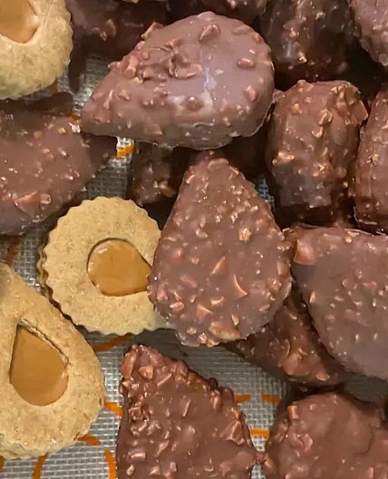A Perfect Chocolate Caramel Cookies