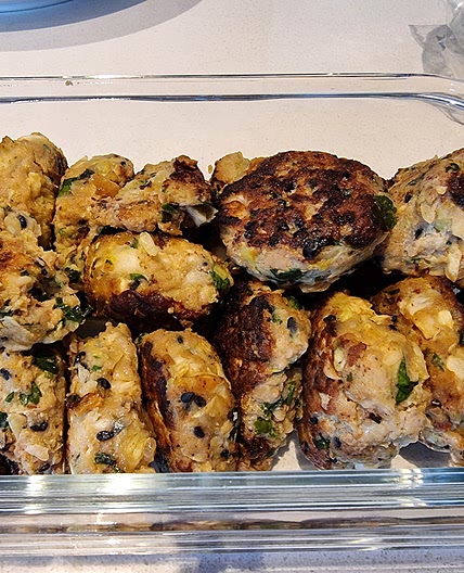 Asian chicken meatballs