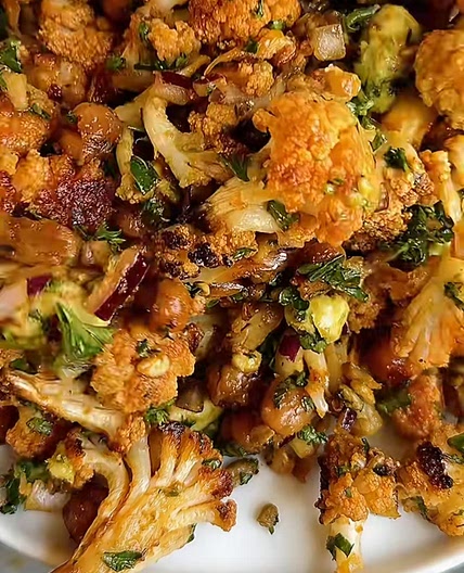 Cauliflower and Chickpea Salad