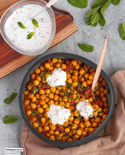 Quick and Easy Chickpea Curry