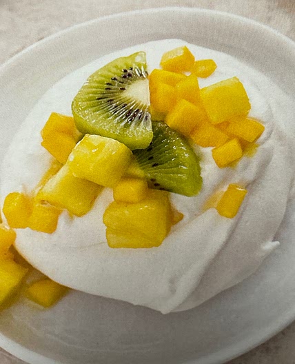 Individual Pavlovas with Tropical Fruit