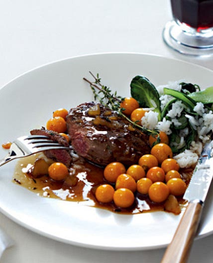 Pan-fried ostrich steaks with ginger and gooseberries