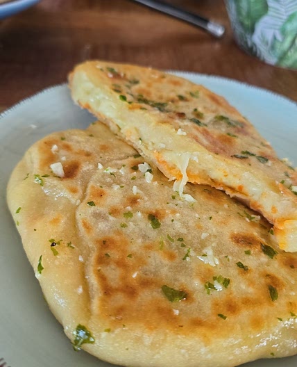 Gevulde flatbreads