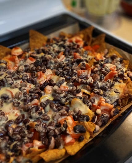 Healthy vegetarian nachos