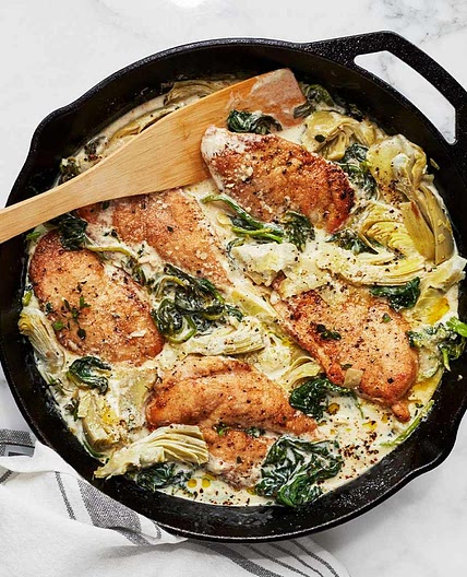 Creamy Lemon Chicken With Spinach and Artichokes