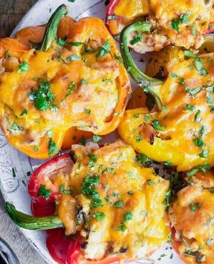Keto Chicken Stuffed Peppers 