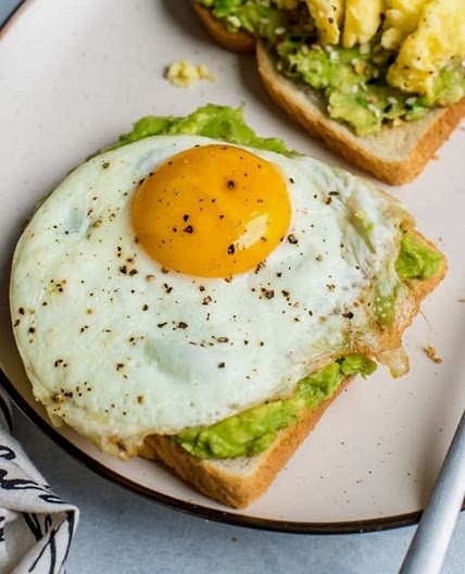 Toast with egg and avocado