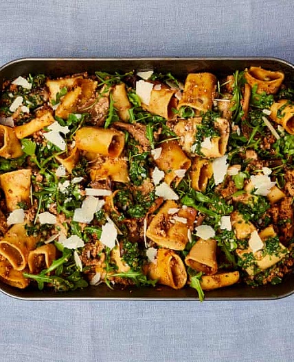 One-tray pork and mushroom pasta