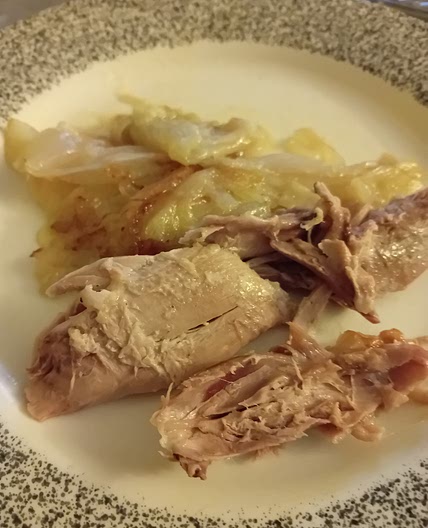 Pato a las cebollas