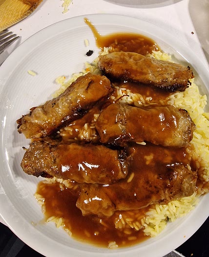 Frülingsrollen mit Reis