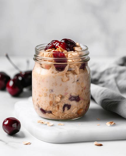 Cherry Peanut Butter Overnight Oats
