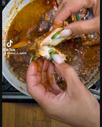 Fall of the Bone Roasted Garlic Creole Smothered Chicken