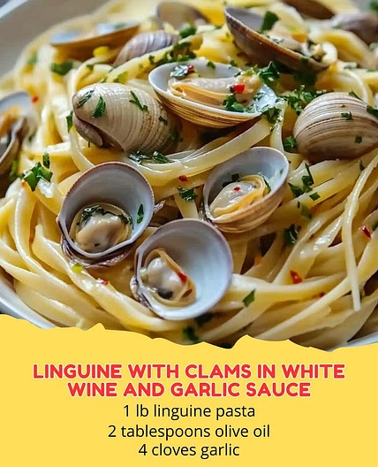Linguine and Clams in White Wine Sauce