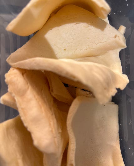 Eier (egg) Kichels - Ruchi 