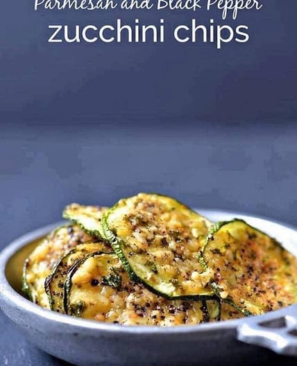 Parmesan and Black Pepper Zucchini Chips