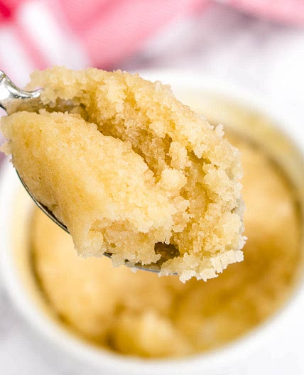 Easy Microwave Vanilla Mug Cake