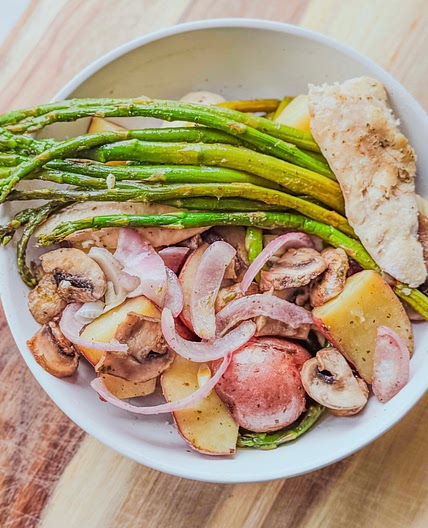 ALL in ONE PAN – Ranch Chicken and Veggies