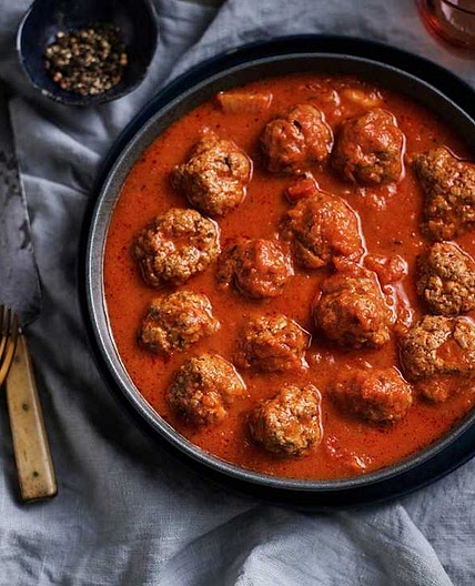 Meatballs in tomato sauce (TM5)