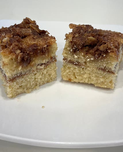 Cinnamon Sugar Coffee Cake (CinnaYum Crumble)