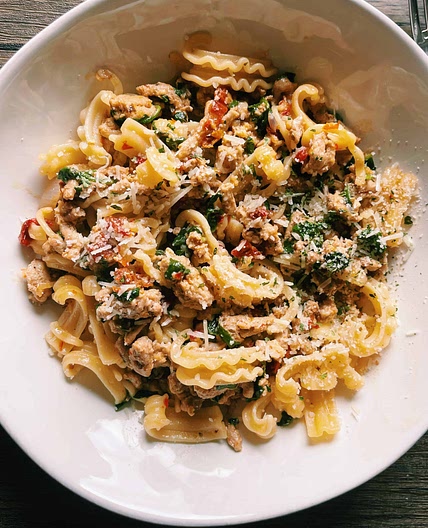 Healthy, Creamy Sun-Dried Tomato Ground Turkey Pasta