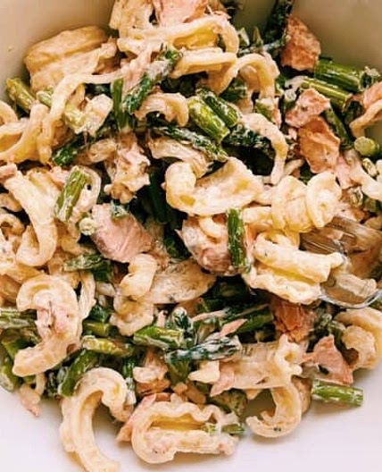 Creamy Salmon and Asparagus Boursin Summer Pasta