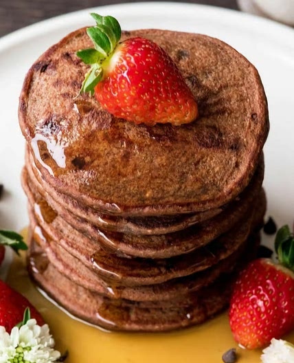 Pancakes de yogur griego y cacao