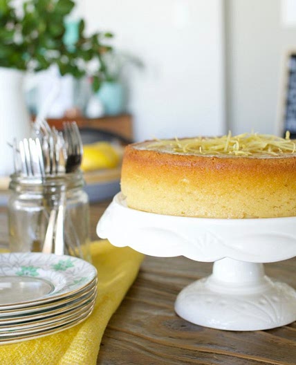 Lemon Yoghurt Cake (Grain Free)