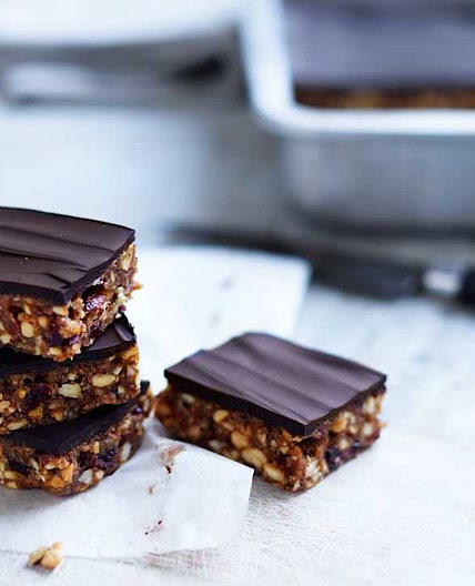 Caramel almond cashew slice (Post-natal)