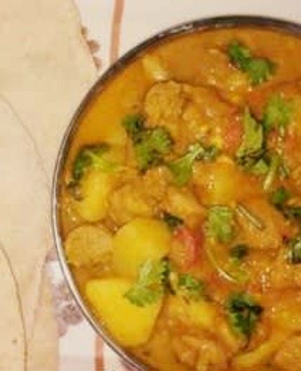 Simple Soya Chunks Curry