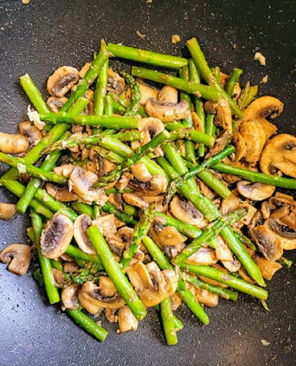 Sautéed Asparagus and Mushrooms