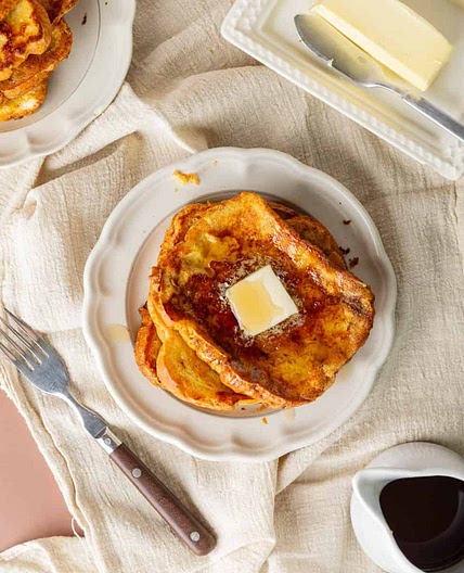 Cinnamon Brown Sugar French Toast (in 15 Minutes!)