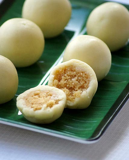 Kobbari Kova Kajjikayalu - A Traditional Andhra Sweet Recipe