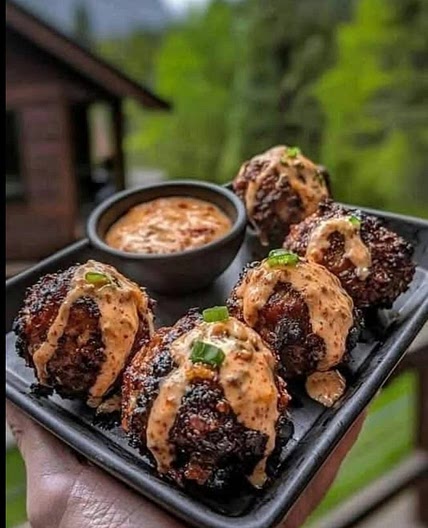 Juicy Korean-Style BBQ Meatballs with Spicy Mayo Sauce