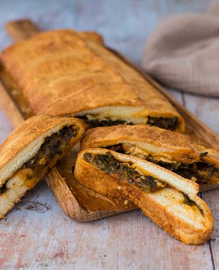 Stromboli tomate-épinards