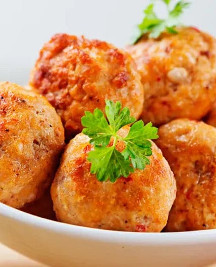 Boulettes citronées de poulet et porc aux herbes