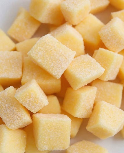 Frozen candied pineapple