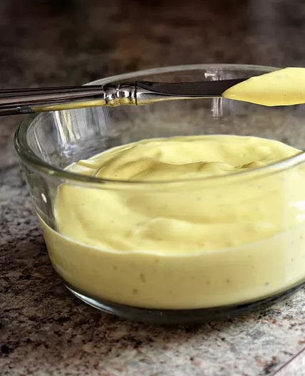Homemade Garlic Mayo