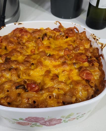 Baked Mac and Cheese w tomato sauce