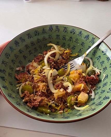 BURGER BOWL VEGETARIANO CON HEURA Y PATATAS