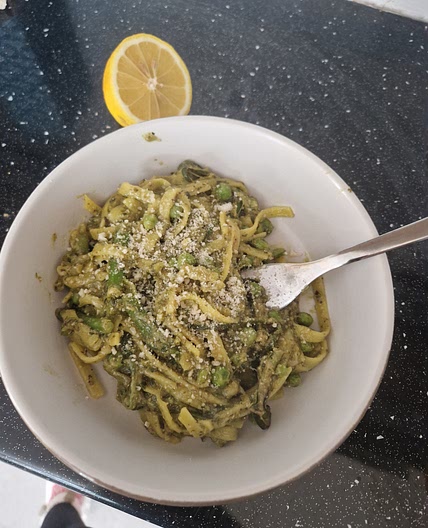 Lemon green pesto linguine
